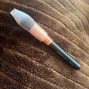 brand new M.O.T.D. Powder makeup brush.
